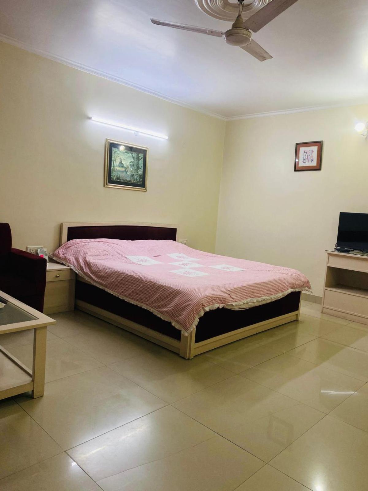 Hotel Mayur Deluxe Meerut Dış mekan fotoğraf